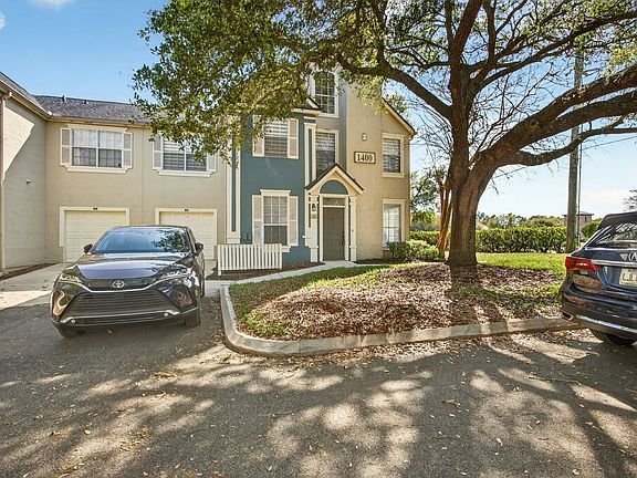 2nd image of 13703 Richmond Park Dr N APT 1402