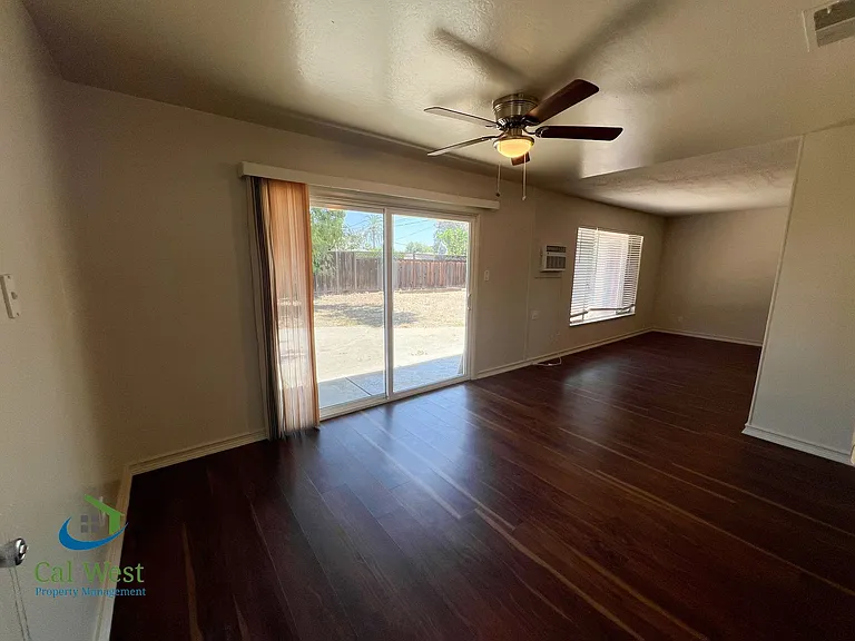 5510 Yale Dr — Photo 8