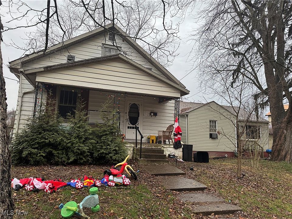 2nd image of 664 Schaum Ave