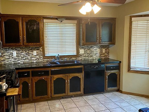 2nd image of 7040 Candlewood Cir
