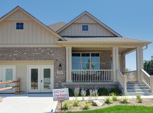 2106 Cottage Ln, Darien, IL 60561