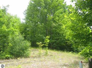 E Pinehurst Trl, Cedar, MI 49621