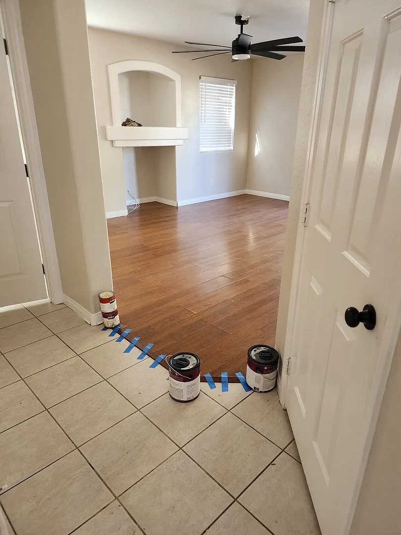 4 Bedroom, 3 bath, RV parking Separate yard home — Photo 3