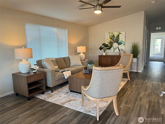 4th image of 896 N Rock Rose Avenue