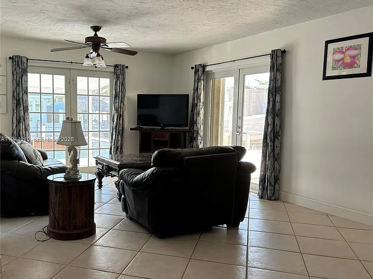 235 Anne Bonny Dr — Photo 13