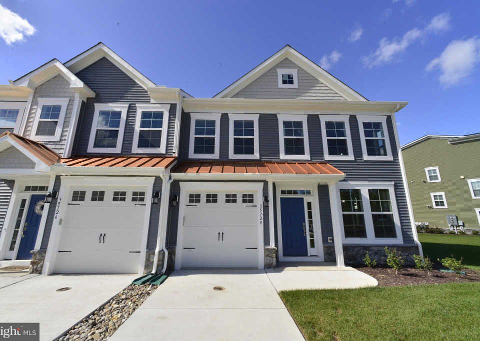 1st image of 21678 Venice Ct #C49