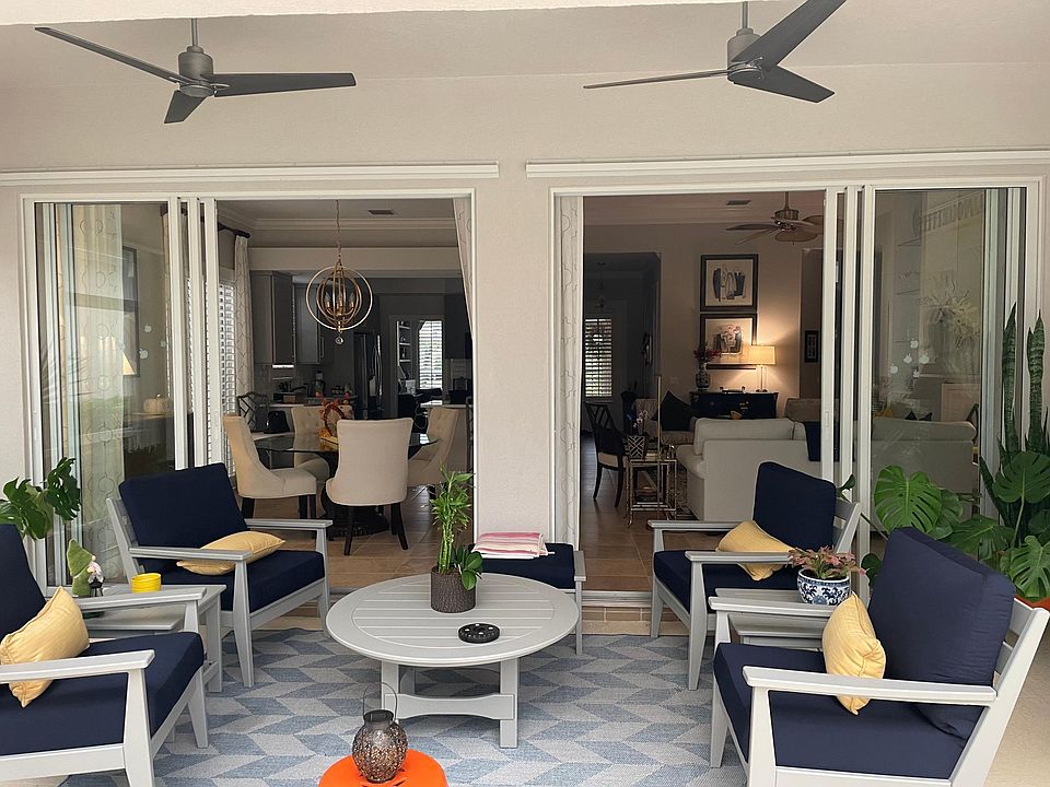 Outdoor Living Space/Lanai
