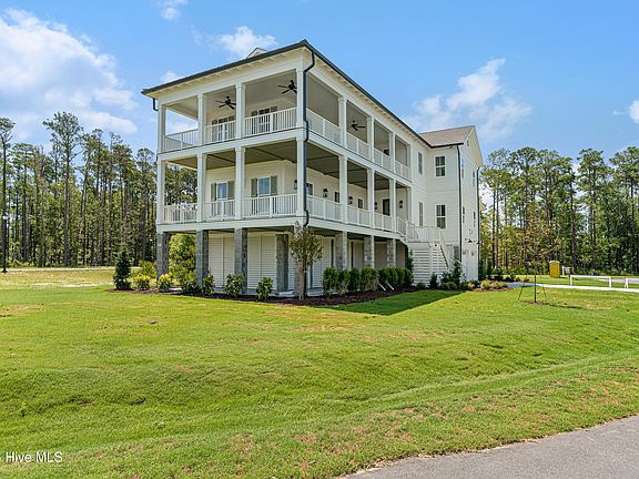 2nd image of 503 Swan Court
