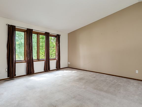 3rd image of 3239 Youngfield Dr