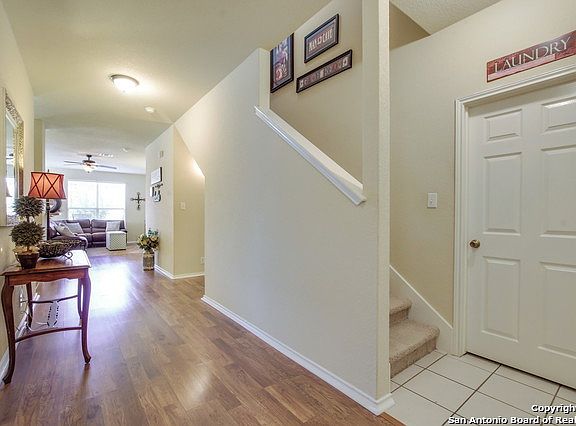 4th image of 2229 Lakeline Dr