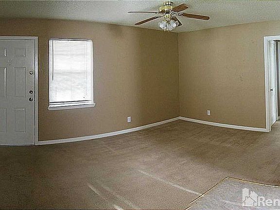 3rd image of 804 Williamson Dr