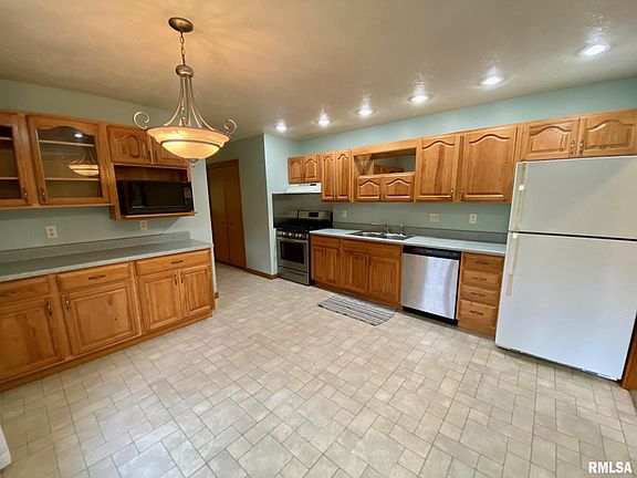 5th image of 19847 Gudgel Ave