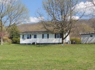 427 Deer Run Rd, Lebanon, VA 24266