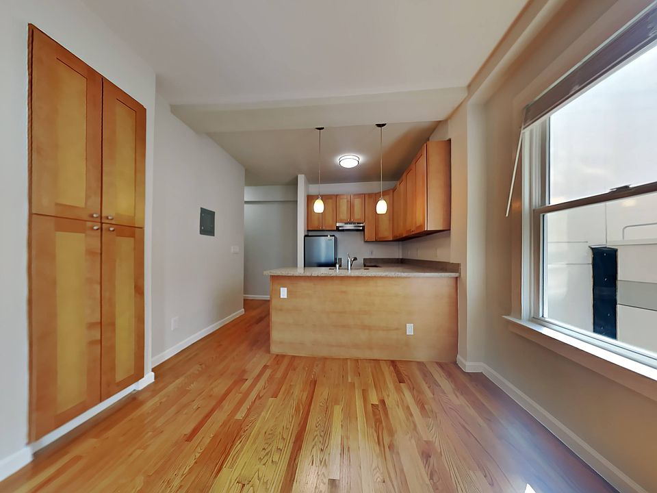 1st image of 347 Eddy St APT 601