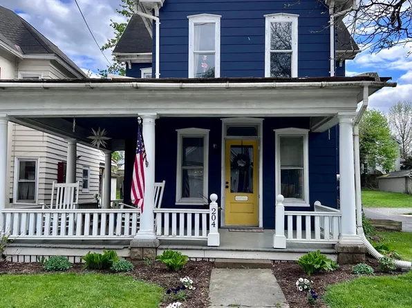 204 E Main St, Mount Joy, PA 17552