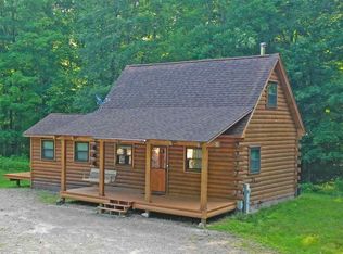 E1148 Kluck Rd, Iola, WI 54945