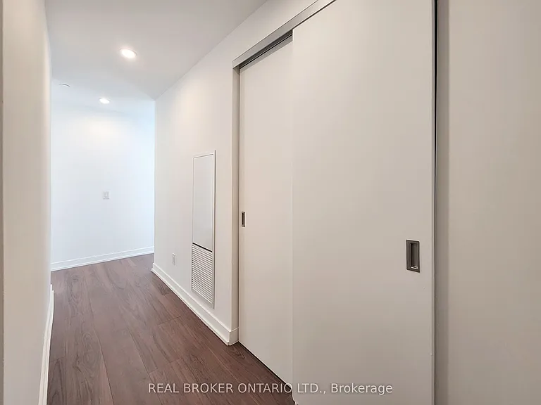 55 Ontario St #1208 — Photo 16