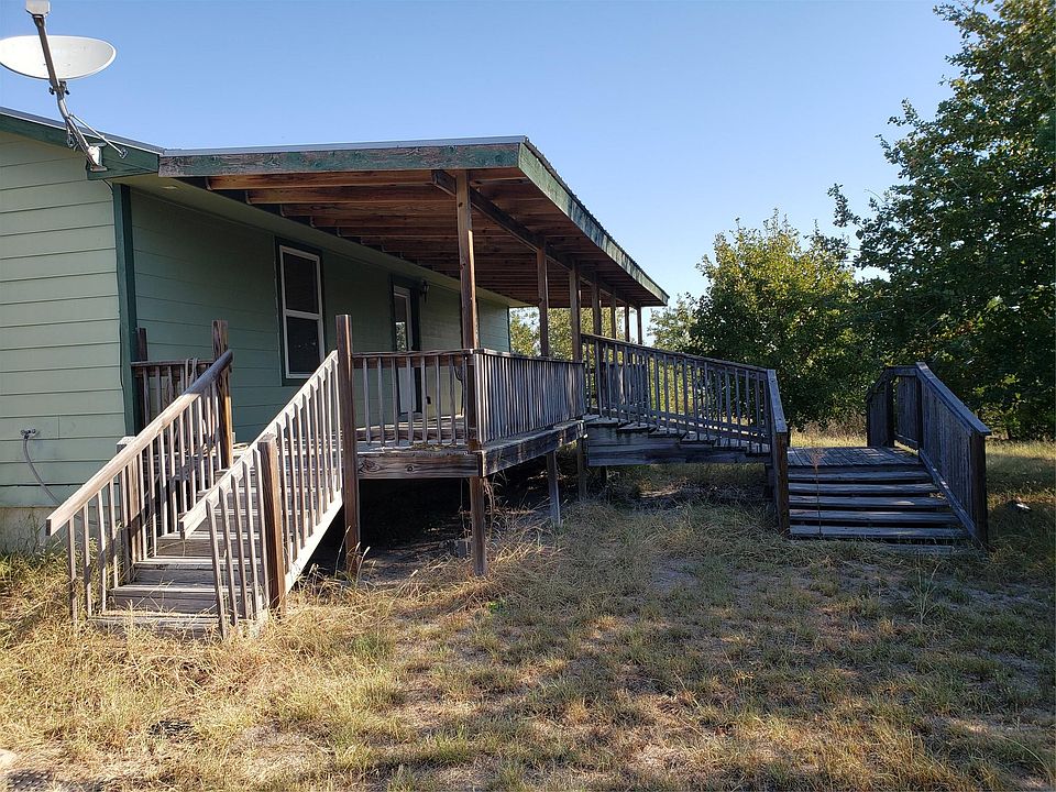 1st image of 426 Cardinal Dr