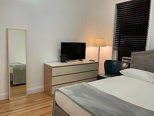 1st image of 401 W 57th St APT 3