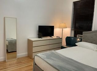 401 W 57th St APT 3, New York, NY 10019