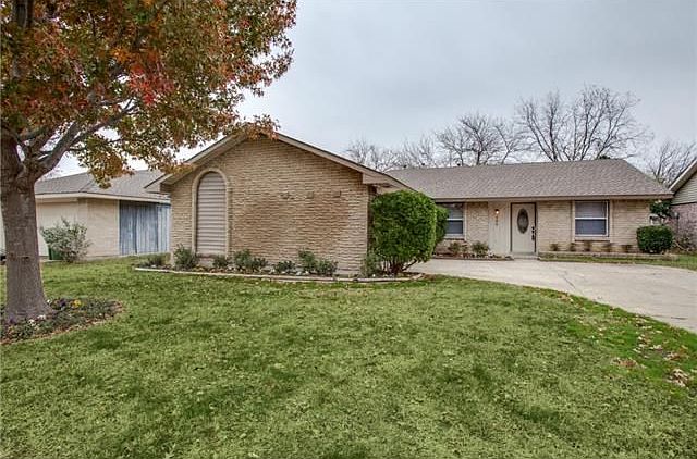 1st image of 446 Clearfield Dr