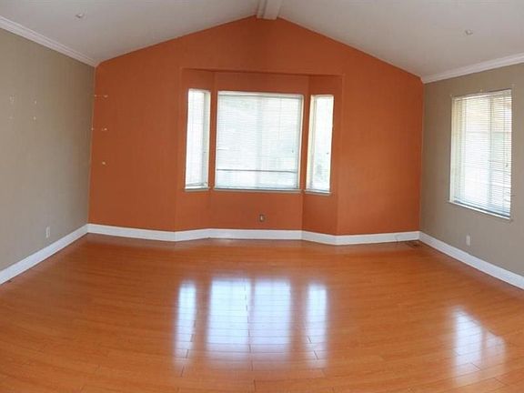4th image of 2516 Gramarcy Ave