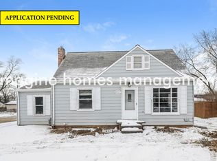2037 Columbia Rd, Westlake, OH 44145