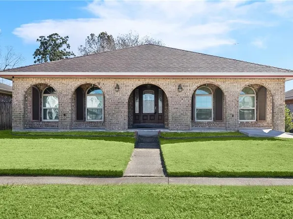 2241 Hampton Dr, Harvey, LA 70058