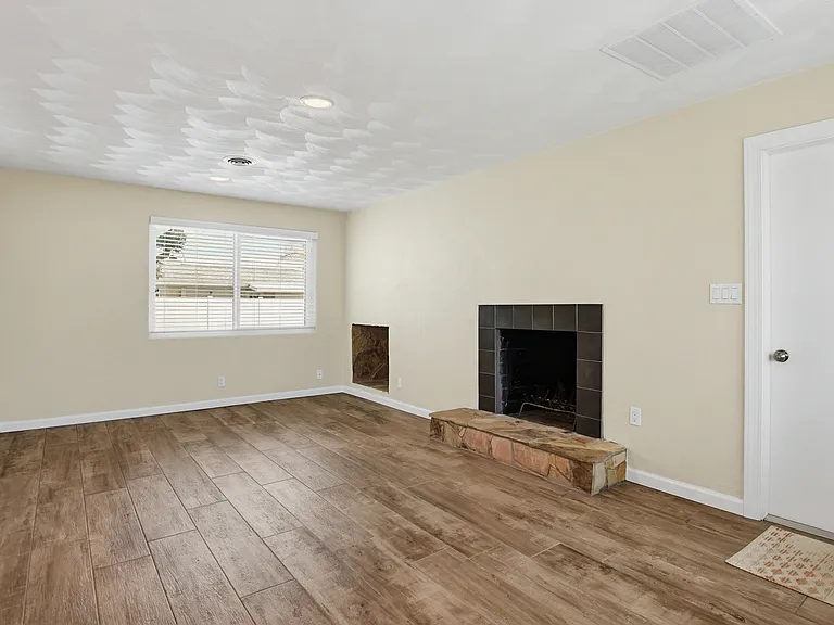 124 Atwood Ln — Photo 26