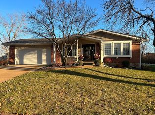 1210 Wood Station Pl, Ballwin, MO