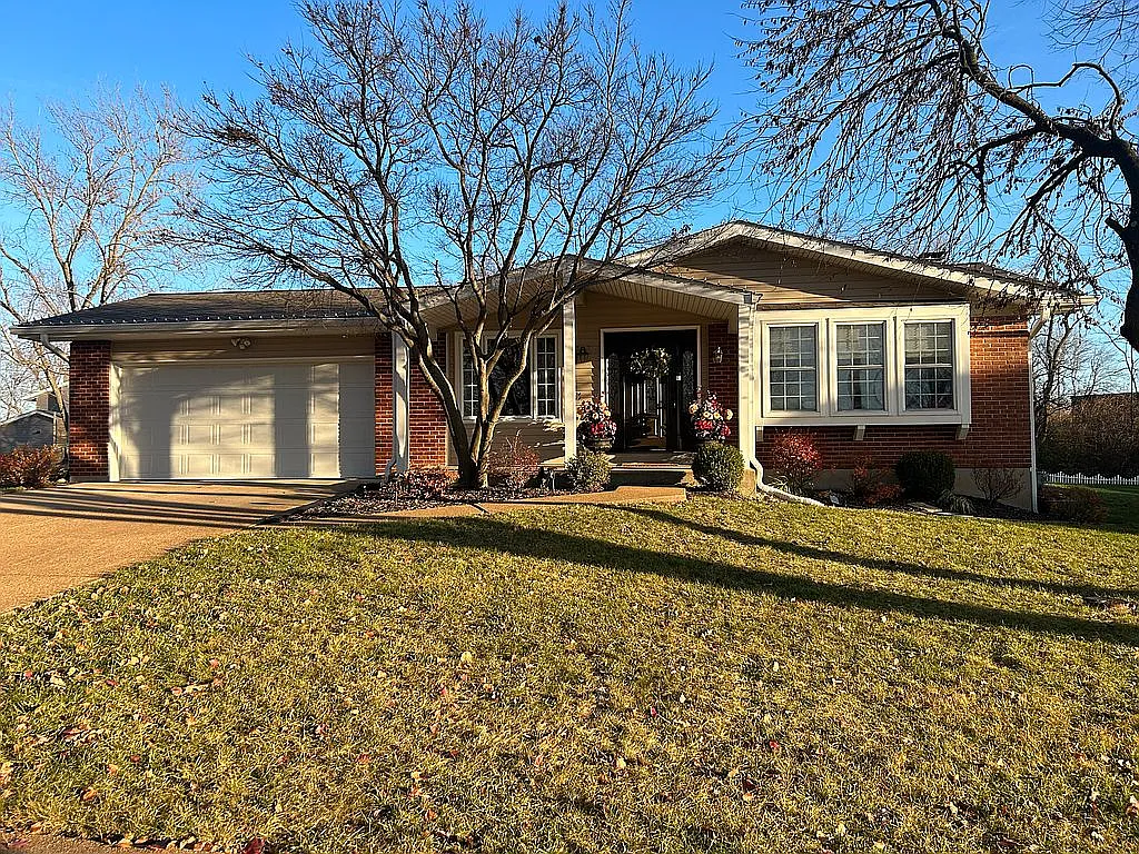 1210 Wood Station Pl photo 1