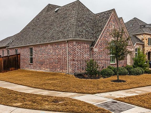 2nd image of 1301 Bluebell Ave