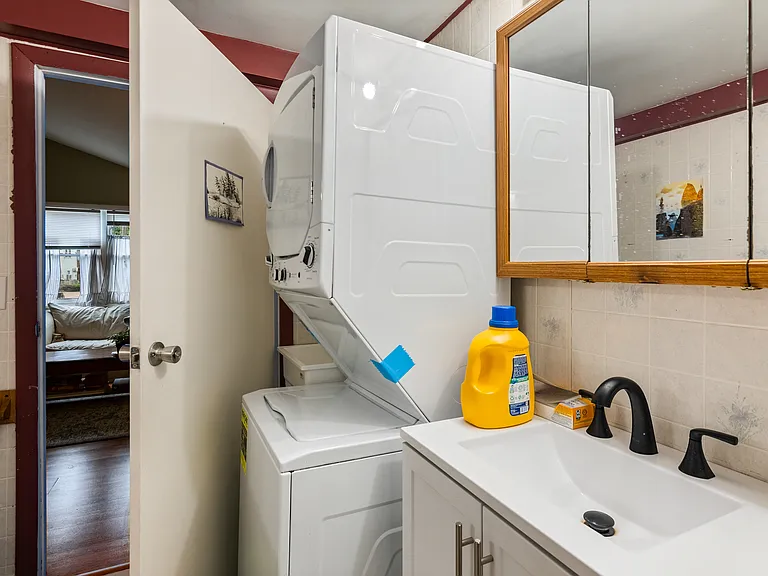 225 Bean Rd #B — Photo 14