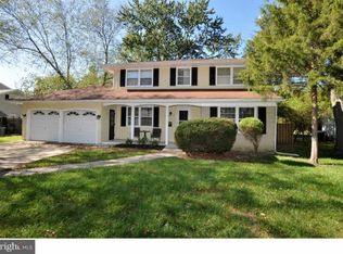 6 Downing St, Cherry Hill, NJ 08003