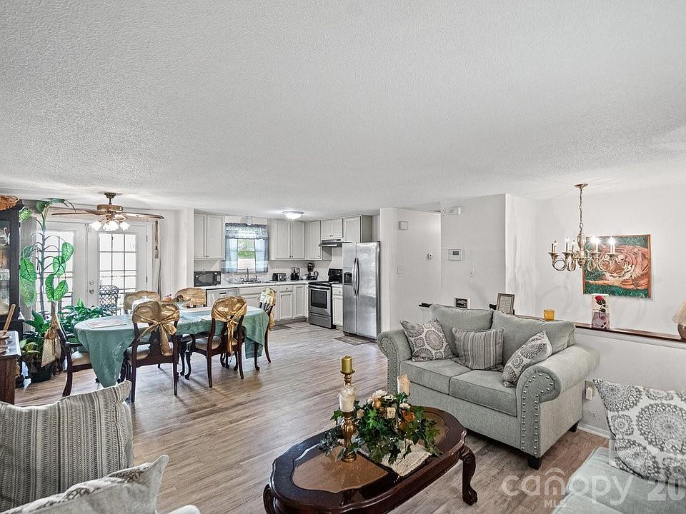 1st image of 8619 Eaglewind Dr