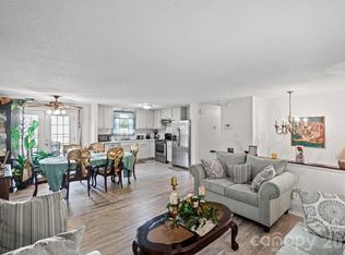 8619 Eaglewind Dr, Charlotte, NC