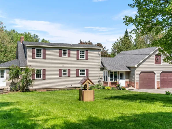 6 Blue Road, Monmouth, ME 04259