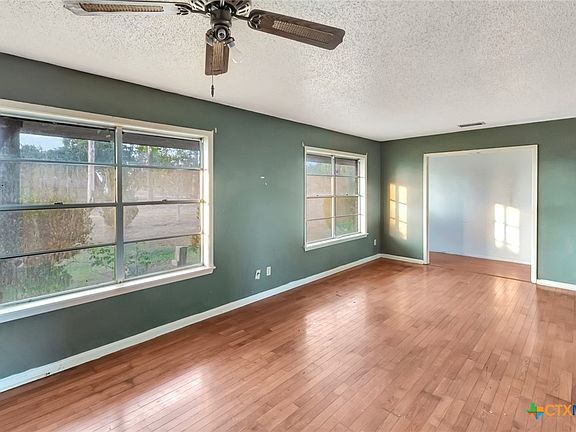 5th image of 113 Wearden Dr