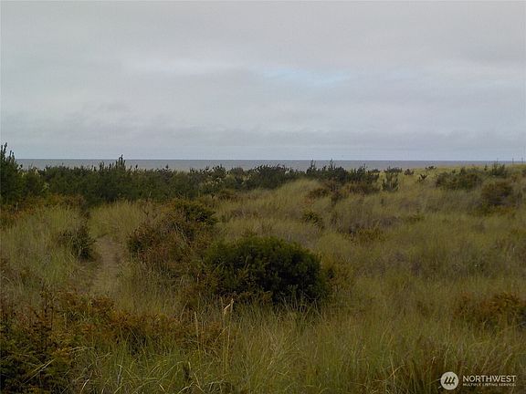 4th image of 890 273rd Ln