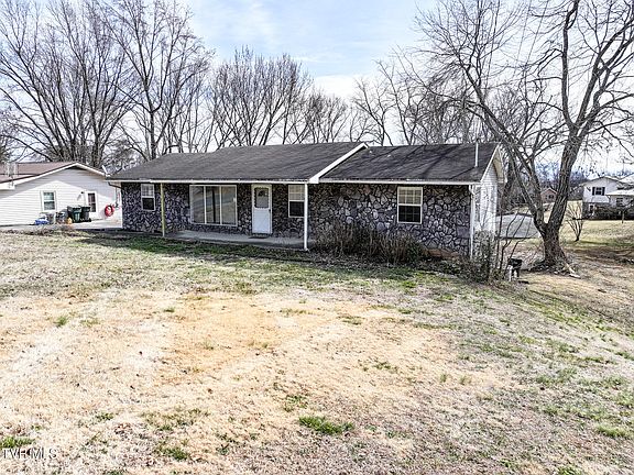 4th image of 1002 Kiser Blvd