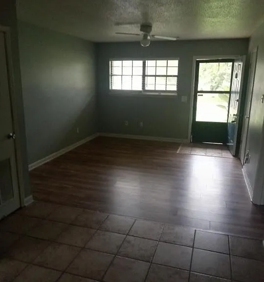 119 Shades Ave #D-5 — Photo 2