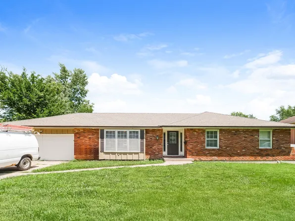 8749 Arlington Ave, Kansas City, MO 64138