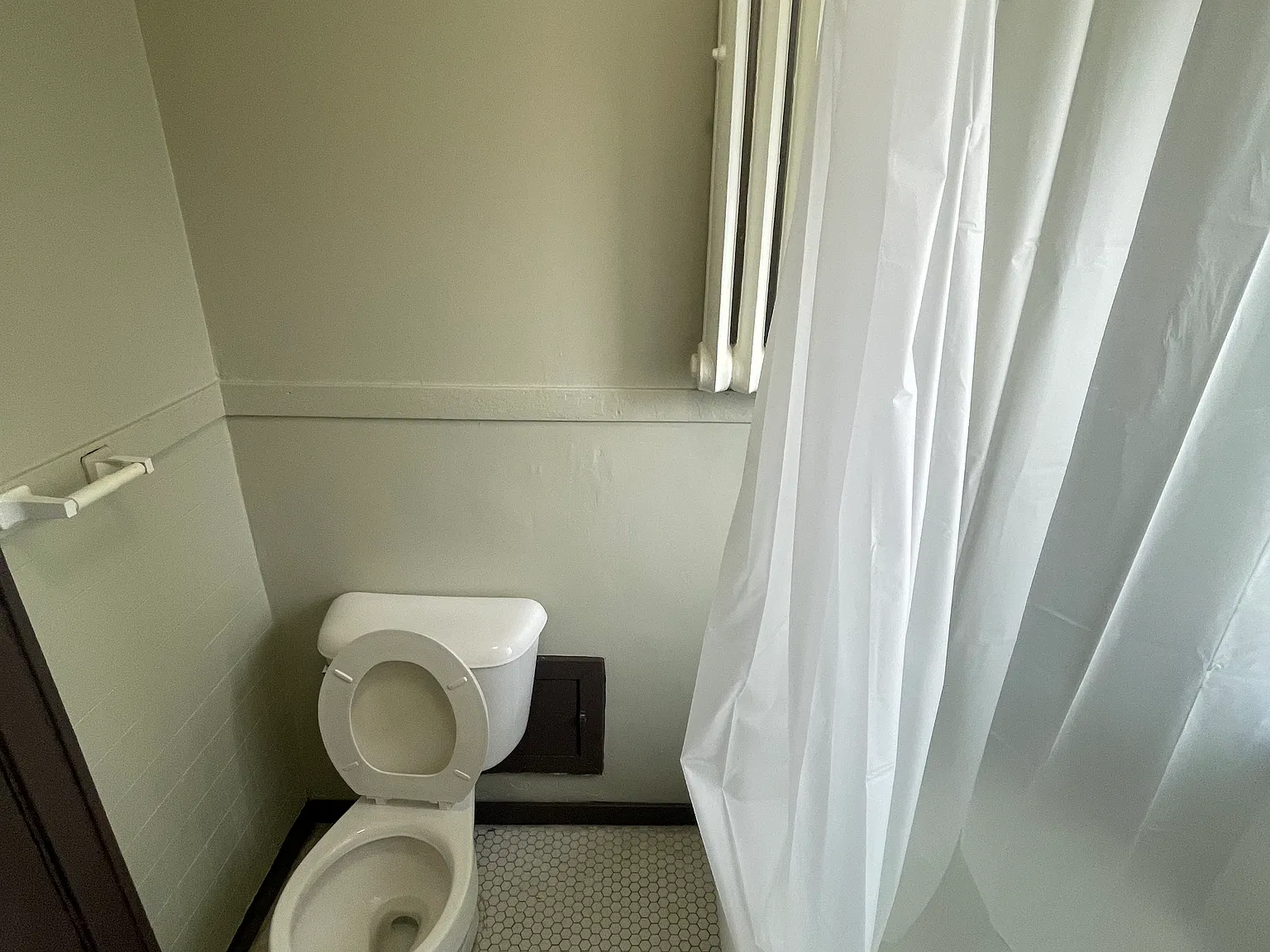 1 bed, 800 sqft, $695 — Photo 4