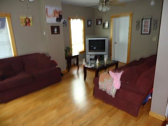 2nd image of 3 Buck St