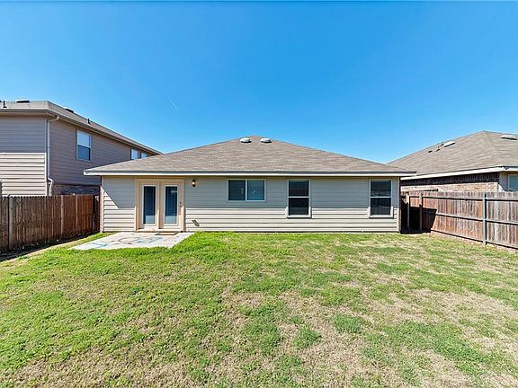 3rd image of 8624 Shallow Creek Dr