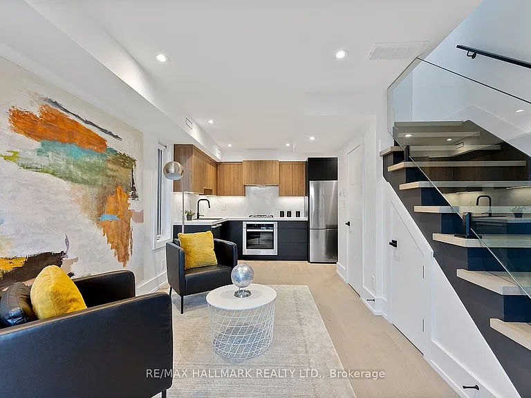 171 Durant Ave — Photo 2