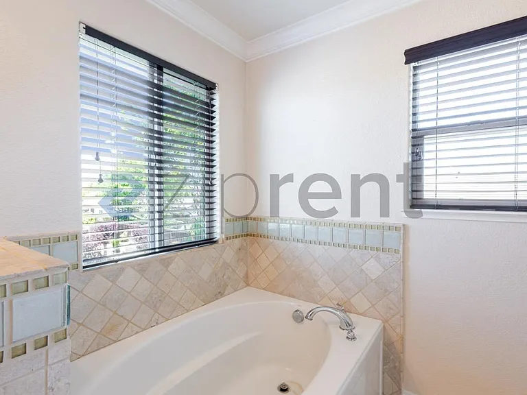 5609 Freestone Dr — Photo 25