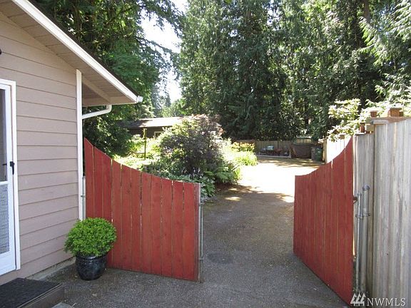 4th image of 21033 NE 92nd St
