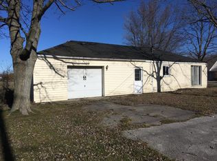 401 Walnut St, Butler, IN 46721