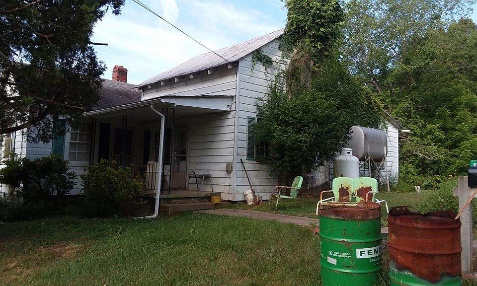 2nd image of 716 Wilson Mill Rd